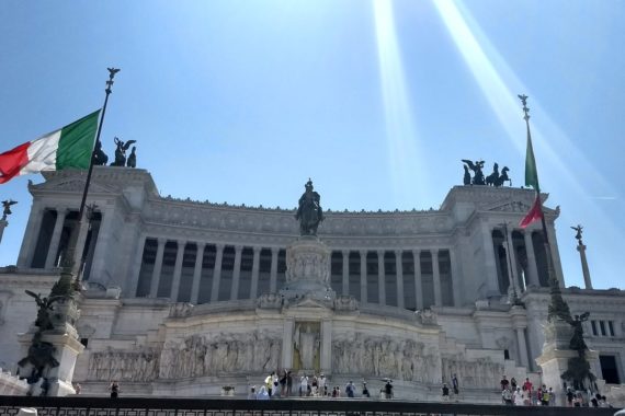Monumento a Víctor Manuel II, Roma
